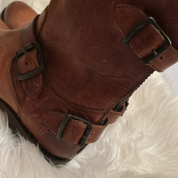 Frye Veronica Back Zip Short Boots - Picture 5 of 16